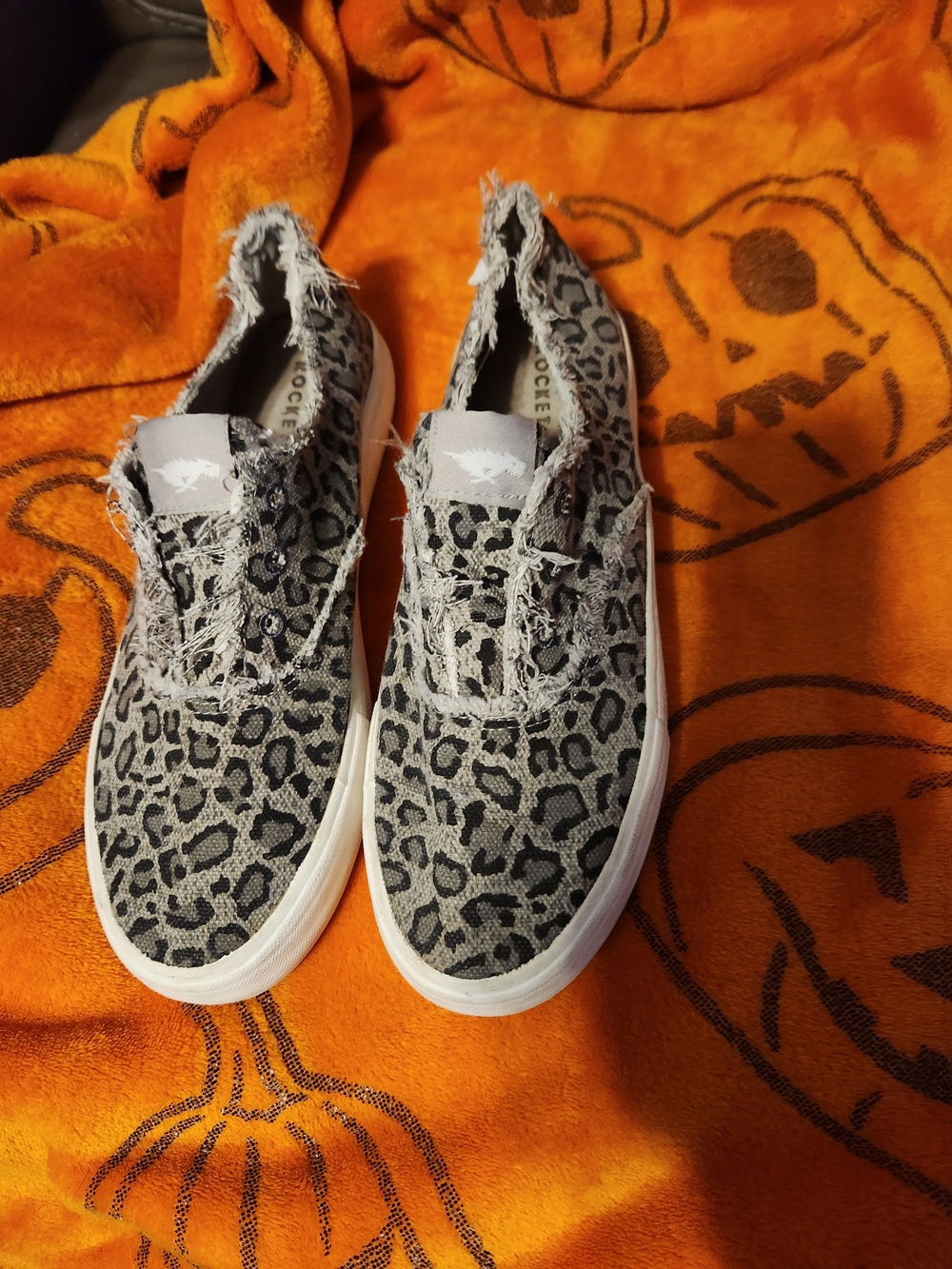 Women's Leopard Print Slip-On Sneakers in Gray